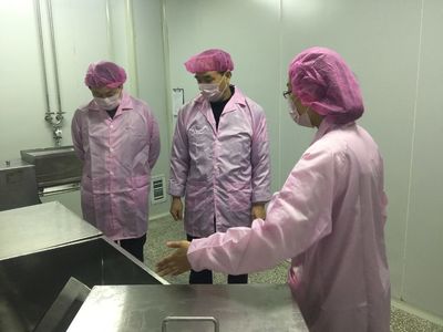 李冠甫局長率隊深入一線，督導檢查保健食品生產(chǎn)企業(yè)規(guī)范生產(chǎn)工作